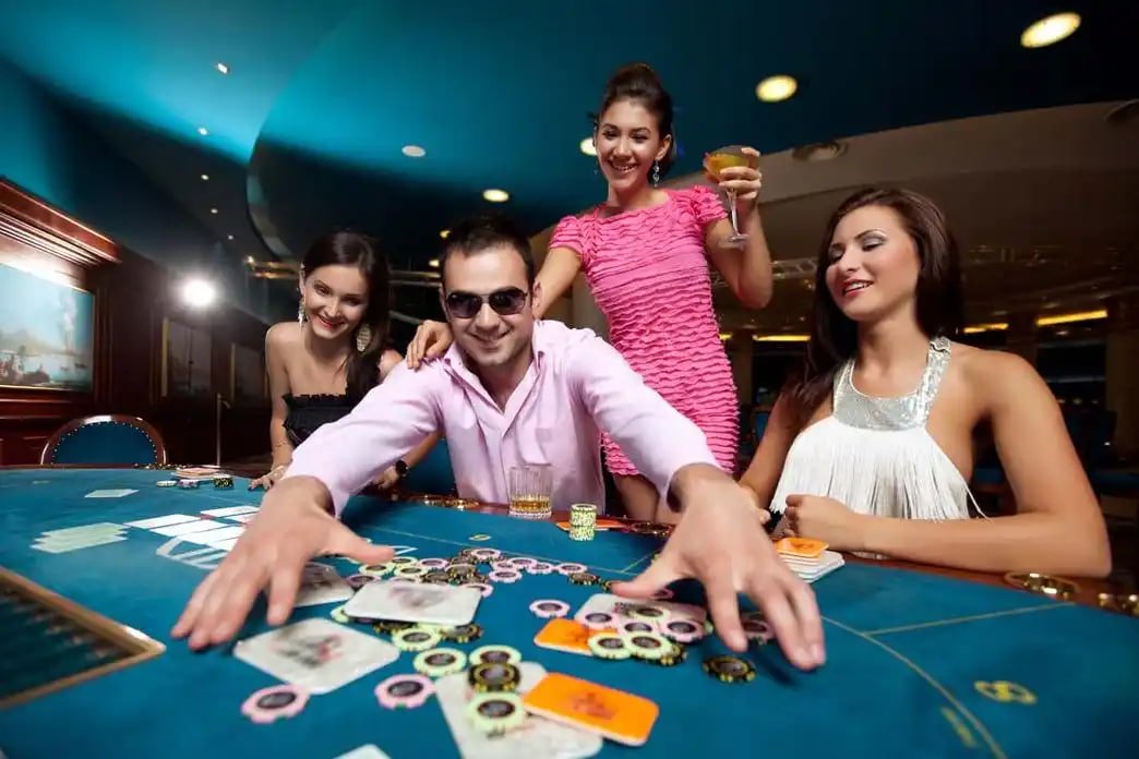 မြန်မာ ကစားသမားများ Slots ကစားနေသောအမြင်